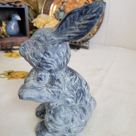 Vintage Bunny Rabbit Ceramic