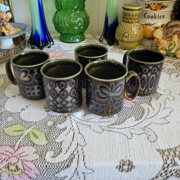 Vintage Mugs Green Sliver Metallic by WP set of 5