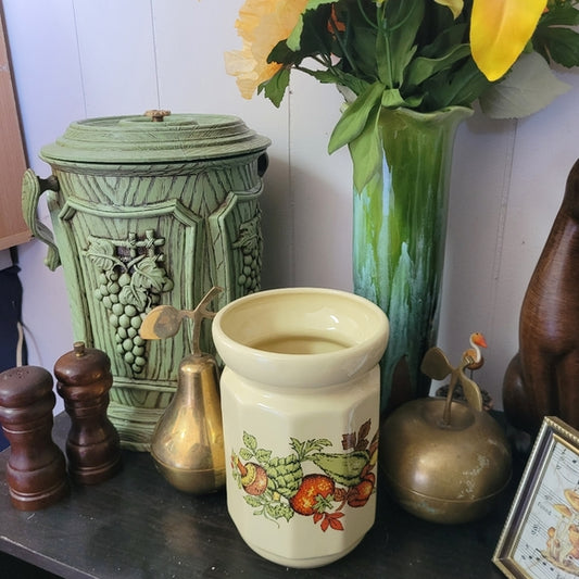 Vintage Utensil Holder Mushrooms and Vegetables