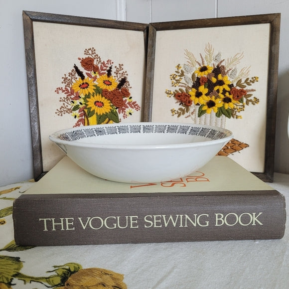 Vintage Vouge Sewing Book 1973 Hard Cover