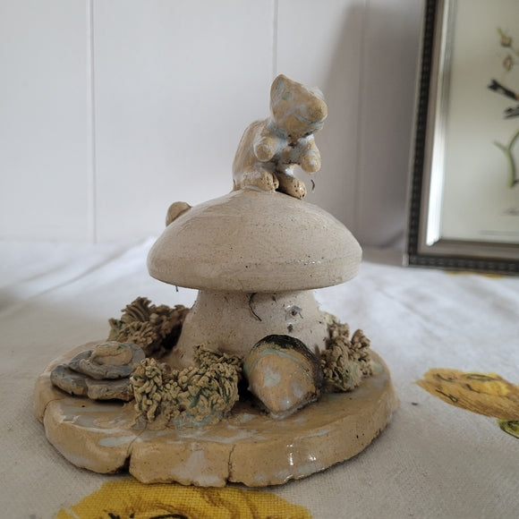 Pottery Sculpture Mushroom Mouse